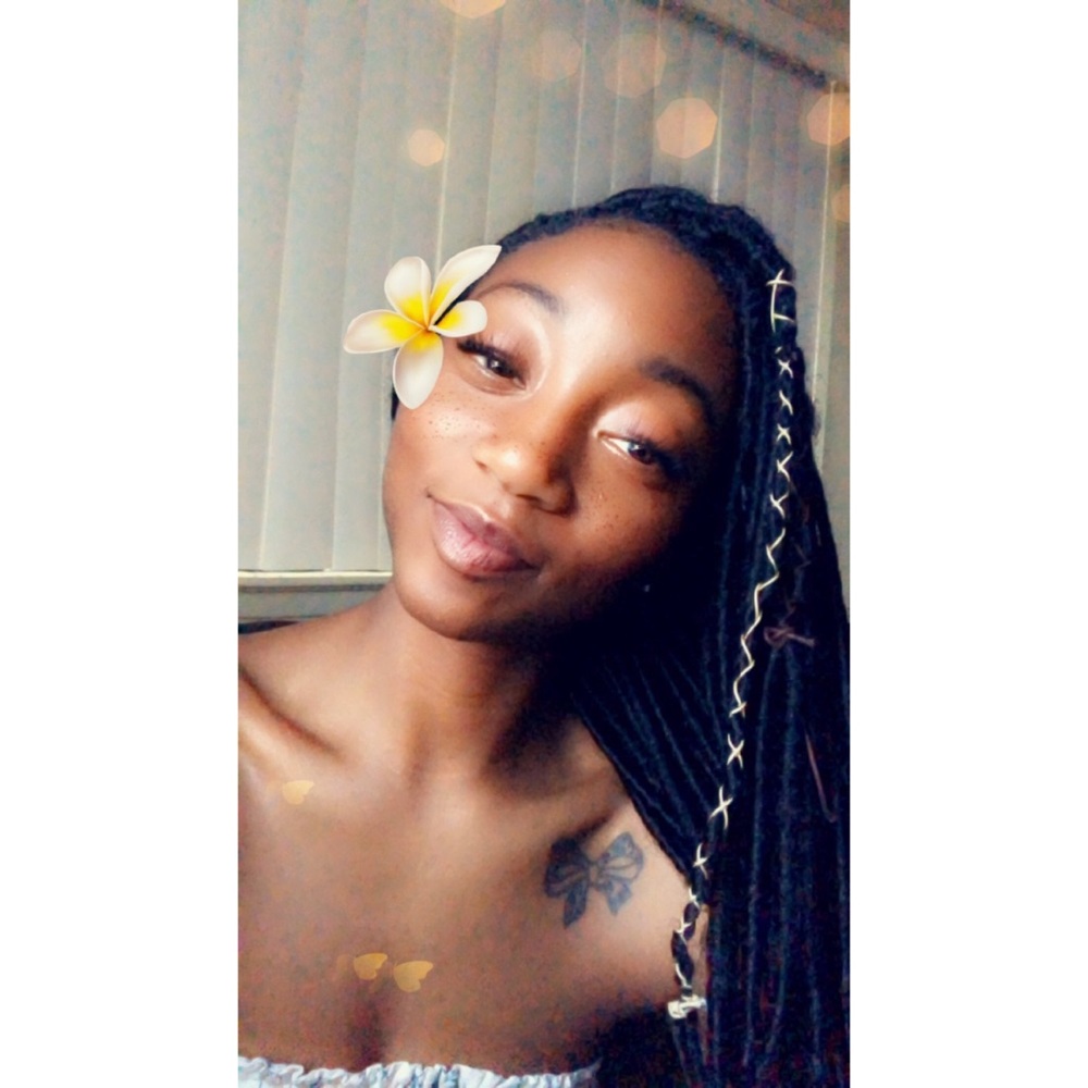 Meet your Posher, Kadicia